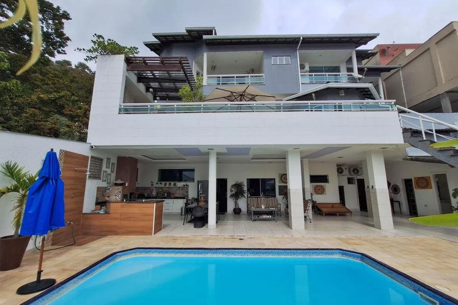 Casa em Condomnio - Venda - Charitas - Niteroi - RJ
