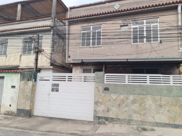 Casa � venda com 100m�, 2 quartos e sem vaga